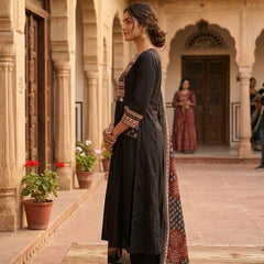 A-line Printed Black Color Suit Set