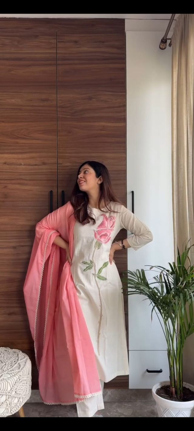 Embroideried Katha Work Off-White Cotton Suit Set